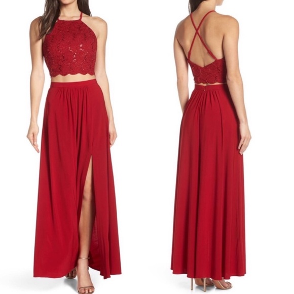Morgan & Co. Dresses & Skirts - Morgan & Co. Two-Piece Scarlet Lace Evening dress